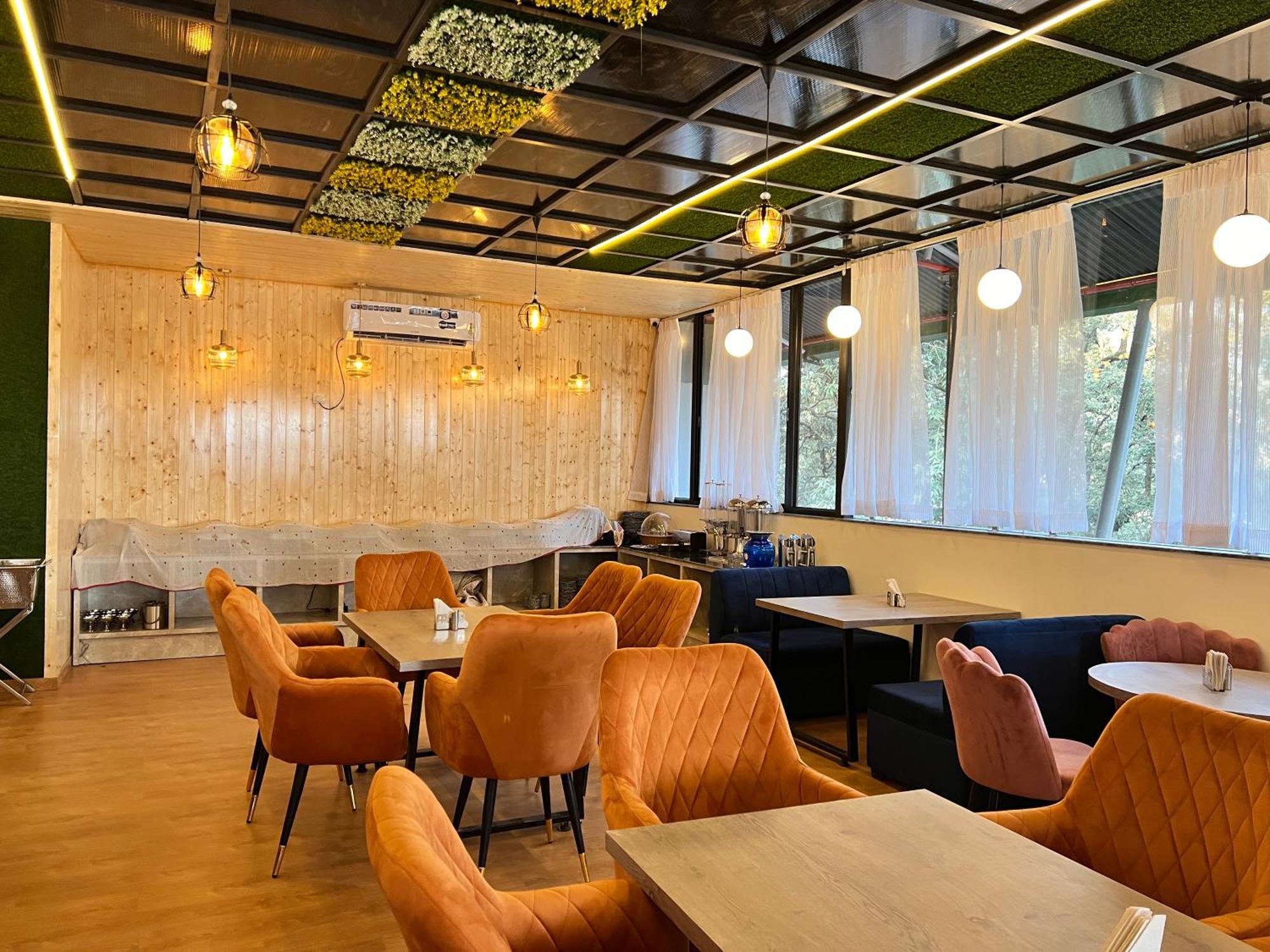 Hotel Pride Inn - 800 Mts From Mall Road Mussoorie Exterior foto